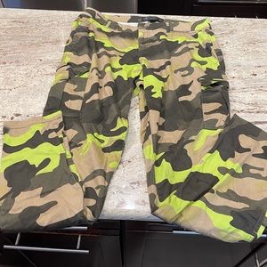 Women’s kardashian kollection camo pants